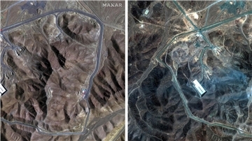 Vorher/Nachher: Der Einschlag von US-Bomben in der iranischen Atomanlage Fordo ist aus dem Weltall sichtbar.