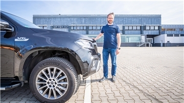 Während der Corona-Zeit möchte Manuel Rohlfs auf dem Platz hinter der Stadthalle ein Autokino anbieten.