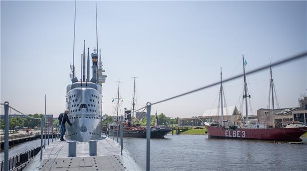 Während des Werftaufenthaltes wurde der Turm der „Wilhelm Bauer“ so rekonstruiert, wie er ursprünglich einmal ausgesehen hat. Unter anderem mussten Türen versetzt sowie Decks eingebaut werden. Auch die Antennenanlage entspricht nun dem Original.