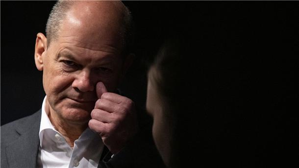 Scholz: Putin hat Deutschland nicht gedroht War des Zögerns in der Kampfpanzer-Frage stark in Kritik geraten: Bundeskanzler Olaf Scholz.