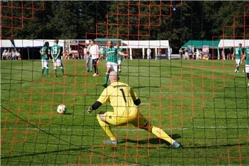 Warmschießen des Keepers ist wichtig.