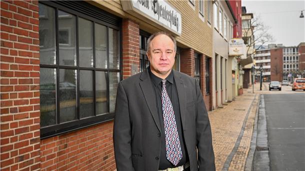 Warten, warten, warten: Das ist derzeit das Los von Thorsten Richter, Inhaber des "Hotel am Theaterplatz" in Bremerhaven.