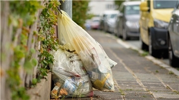 Wegen des Feiertags am 31. Oktober wird der Müll zu veränderten Zeiten abgeholt.