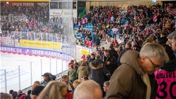 Wegen eines Schadens an der Kühlanlage wurde die Eisarena Bremerhaven am Freitag evakuiert.