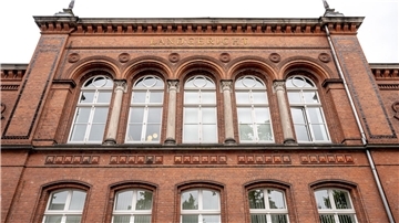 Fassade des Landgerichts Verden