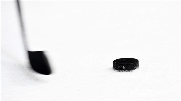 Weil der EV Landshut im Stau stecken blieb, musste das Spiel in Krefeld abgesetzt werden.