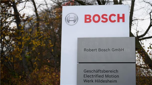 Weil die Autohersteller weniger Teile für E-Autos kaufen, will Bosch auch in Hildesheim Jobs streichen.