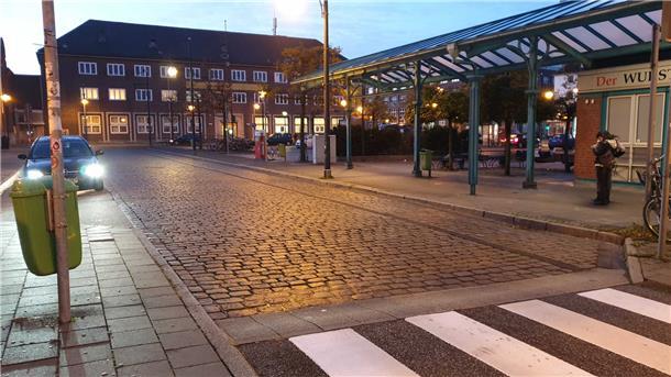 Busfahrer-Streik bringt viele Menschen in die Bedrouille Wer am Hauptbahnhof ein Taxi nehmen möchte, guckt derzeit in die Röhre.