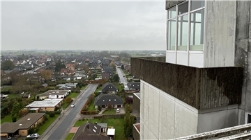Wer auf einen der Balkone im 13. Stock tritt, sollte besser nicht unter Höhenangst leiden.