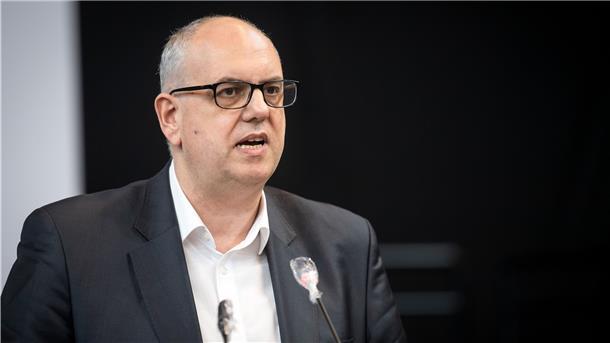 Wer glaubt, die Corona-Krise sei nach Ostern erledigt, liegt falsch. Das hat Regierungschef Andreas Bovenschulte (SPD) in seiner Regierungserklärung deutlich gemacht.
