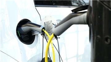 Werden Elektroautos weiterhin von Brexit-Zöllen ausgenommen? Britische und kontinentale Autohersteller wären sonst künftig davon betroffen.