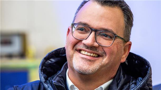 Werft-Chef Oliver Burkhard lässt sich nicht in die Karten schauen. (Archivbild)