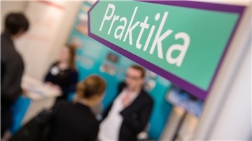 Wie finden Schülerinnen und Schüler, die ein Praktikum machen wollen, und Unternehmen zusammen? Die Antwort ist ein neues Portal, auf das die Wirtschaftsförderung Wesermarsch aufmerksam macht.