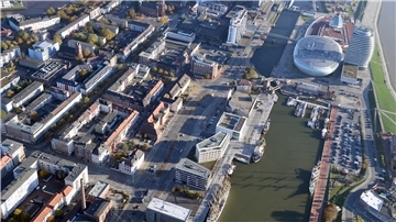 Die Columbusstraße in Bremerhaven aus der Luft.