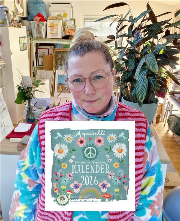 Will mit ihrem Kalender jeden Monat ein Lächeln aufs Gesicht zaubern: Elli Brockmann.