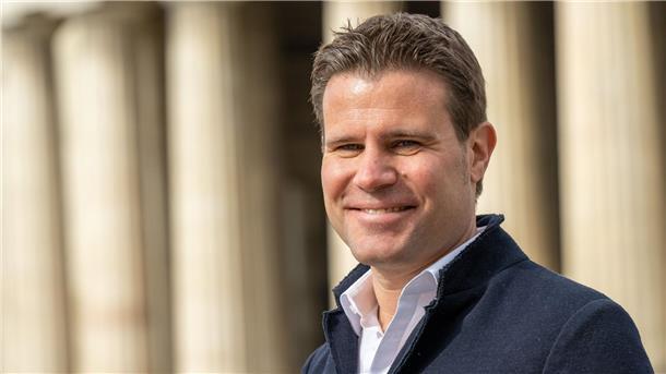 Rekordschiedsrichter Brych plant Zukunft im Fußball Will sein Wissen nach der Karriere weitergeben: Rekordschiedsrichter Felix Brych.