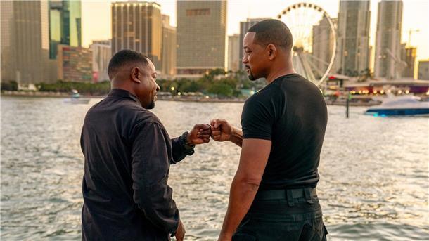Will Smith meldet sich mit „Bad Boys“ zurück Will Smith und Martin Lawrence in einer Szene des Films „Bad Boys: Ride or Die“. .