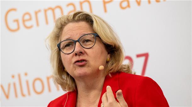 Schulze stellt Afghanistan-Hilfe infrage Will zu einem Treffen der Beteiligten des Wiederaufbaufonds Afghanistan Reconstruction Trust Fund einladen: Svenja Schulze.