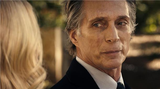 William Fichtner als Gangster Dellrayne in einer Szene des Films „Hypnotic“.
