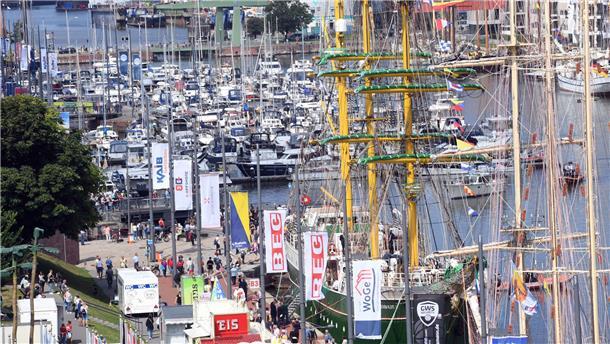 Windjammer soweit das Auge reicht - dafür stehen die Maritimen Tage in Bremerhaven. Sie sollen im nächsten Jahr vom 16. bis 23. August stattfinden.