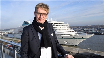 „Wir beide sind bemüht, eine eigenständige Lösung für die Unterweser zu finden“, sagt Per Hendrik Heerma, Insolvenzverwalter der Lloyd Werft.