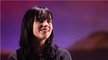 „Wir haben diesen Song für Barbie gemacht und es bedeutet mir absolut die Welt“, begeistert sich Popstar Billie Eilish.