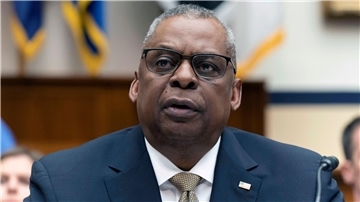 „Wir nehmen die Sache sehr, sehr ernst“, sagt US-Verteidigungsminister Lloyd Austin über die Veröffentlichung brisanter US-Informationen zum Krieg in der Ukraine.