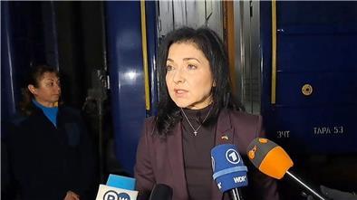 Wirtschaftsministerin Reiche musste in der Nacht wegen des Raketenalarms in Kiew in einen Schutzkeller.