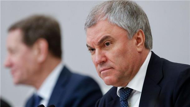 Russlands Parlamentschef warnt vor drittem Weltkrieg Wjatscheslaw Wolodin beschuldigt die westlichen Regierungen, eine Politik des Völkermords in der Ukraine zu unterstützen.