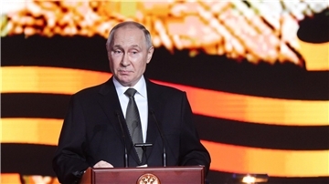 Wladimir Putin bei der Gedenkfeier anlässlich des 80. Jahrestages der Schlacht von Stalingrad.
