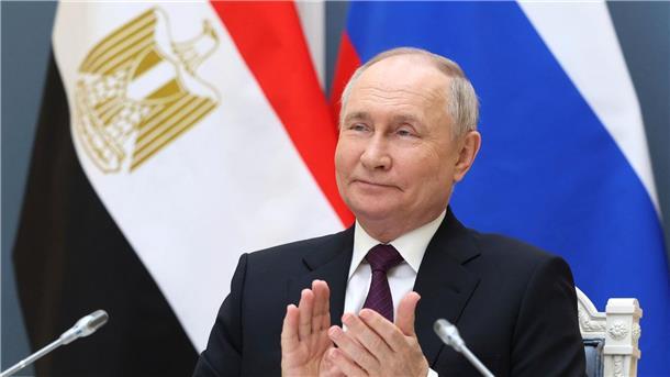 Wladimir Putin ist seit fast einem Vierteljahrhundert an der Macht.