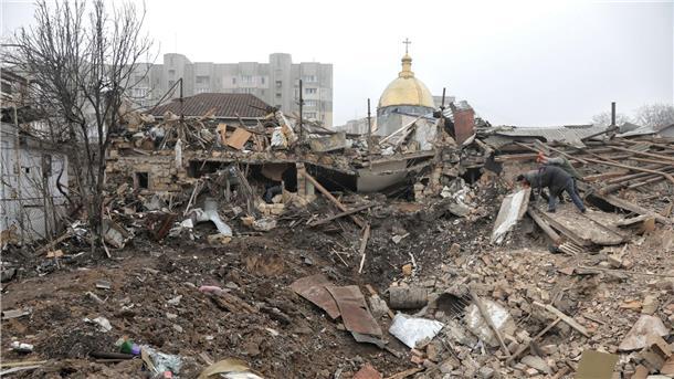 Krieg gegen die Ukraine: So ist die Lage Wohnhäuser in Odessa liegen nach russischen Angriffen in Trümmern.