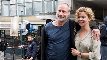 Wolfram Koch und Margarita Broich bei Dreharbeiten in Kassel (Archivbild).