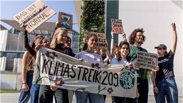 Wollen am Freitag in mehr als 100 Orten auf die Straße gehen: Klimaschützer von Fridays for Future. 