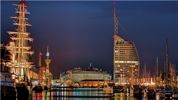 Wurde mit den Havenwelten rund um das Sail City Hotel ein „Dubai des Nordens“ gebaut?