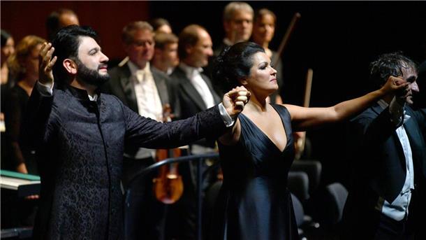 Opern-Paar Anna Netrebko und Yusif Eyvazov trennt sich Yusif Eyvazov (l-r), in der Rolle des Maurizio, Anna Netrebko, in der Rolle der Adriana Lecouvreur.
