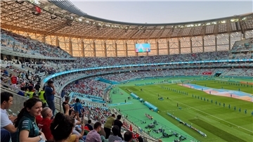 Zaman Gambarov (25), aserbaidschanischer Fußballfan, hat bei EM-Spiel in der Gruppe A zwischen der Türkei und der Schweiz im Nationalstadion Baku für den "großen Bruder" aus dem Nachbarland mitgefiebert.