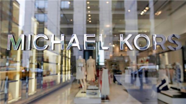 Klage gegen Fusion von Coach und Michael Kors Ziel der Fusion ist auch der Ausbau des internationalen Geschäfts: Michael Kors ist stärker in Europa, während Coach gute Geschäft in China macht.