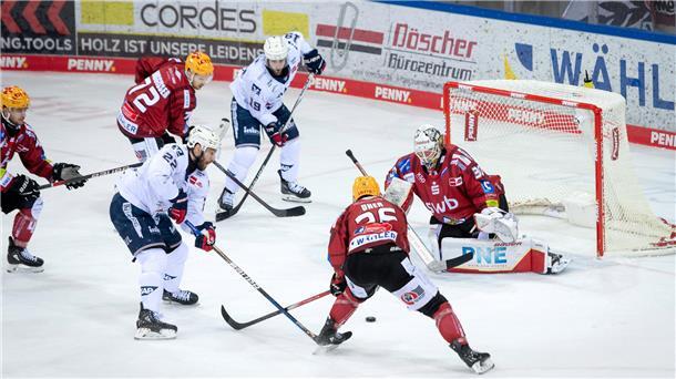 Pinguins gehen als Tabellenführer in den Showdown um den Hauptrundensieg Zu Beginn der Partie waren die Mannheimer die klar bessere Mannschaft und setzten die Pinguins enorm unter Druck.