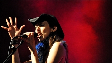 Zu den Höhepunkten im Programm der Jahnhalle für die zweite Jahreshälfte gehört am 28. Oktober das Konzert der texanischen Sängerinnen und Gitarristin Patricia Vonne.