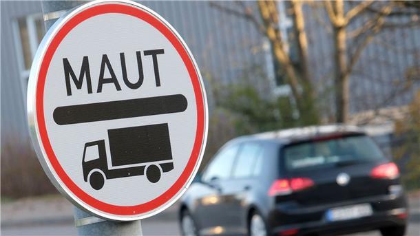 Koalition einigt sich auf Fahrplan zur Lkw-Maut-Reform Zum 1. Januar 2024 ist eine Reform der Lkw-Maut geplant; die Mautsätze sollen schon Anfang 2023 steigen.