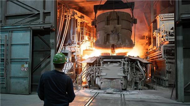 „Stahlgipfel“ beim Bundeskanzler - darum geht es Zum „Stahlgipfel“ im Bundeskanzleramt werden auch die Ministerpräsidenten der Länder mit Stahlerzeugung erwartet. (Archivbild)