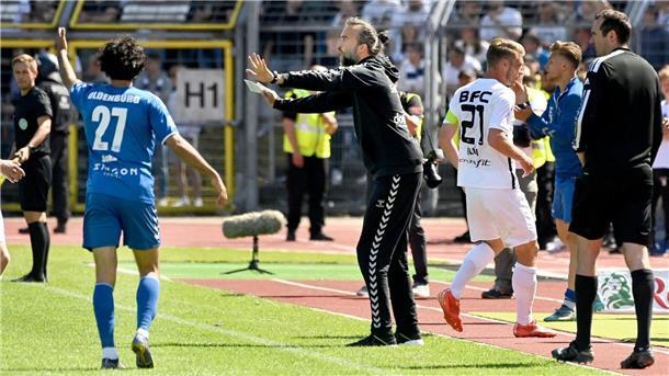 VfB Oldenburg holt Aufstiegstrainer Fossi zurück Zurück beim VfB Oldenburg: Aufstiegstrainer Dario Fossi.