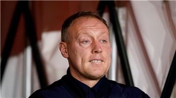 Zwei Siege aus zwölf Spielen waren zu wenig: Leicester City hat sich von Trainer Steve Cooper getrennt.