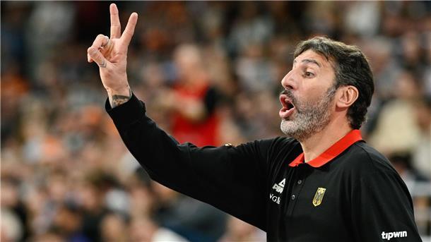Basketballer mit sechs Weltmeistern um EM-Ticket Zwei Siege will Álex Mumbrú mit den deutschen Basketballern holen und sich damit das EM-Ticket sichern.