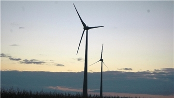 Zwei Windräder in Wilstedt: Geht es nach den Plänen der THB-West, dann sollen sich auch zwischen Tarmstedt und Breddorf künftig Windräder drehen.