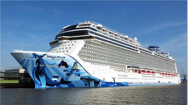 Kreuzfahrtschiff "Norwegian Bliss" von Norwegian Cruise Lines